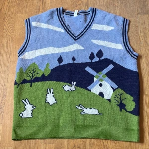 Väst från AELFRIC EDEN - Oversized väst från Aelfric Eden, i nyskick använd ca 5 ggr