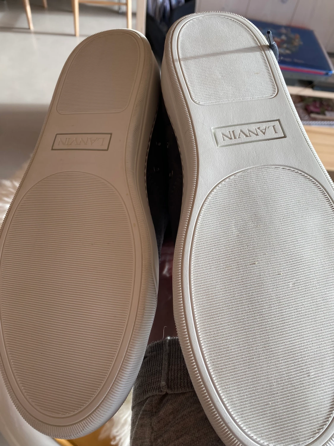 Lanvin sneakers cap toe mörkgrå UK8 - 90