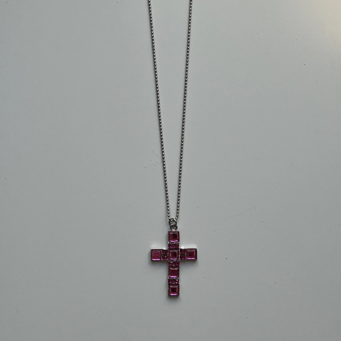 Kors-halsband i rosa - 91