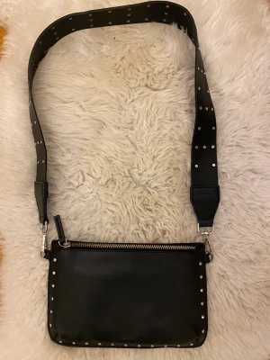 Svart väska - Svart Carin Wester väska, fint skick!