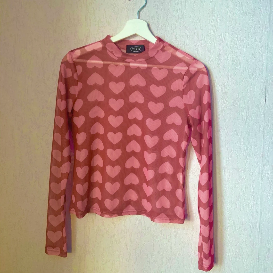 Mesh-top från Cider