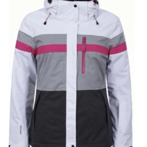 Skidjacka - Säljer min skidjacka från ICEPEAK. Storlek 38. Jackan har snölås, innerfickor, ”vädringsfickor” och är i väldigt bra skick. Skriv privat om du är intresserad och vill ha fler bilder!  Köpt för ca 1700kr, säljer för 1000kr. Köparen står för frakten. 