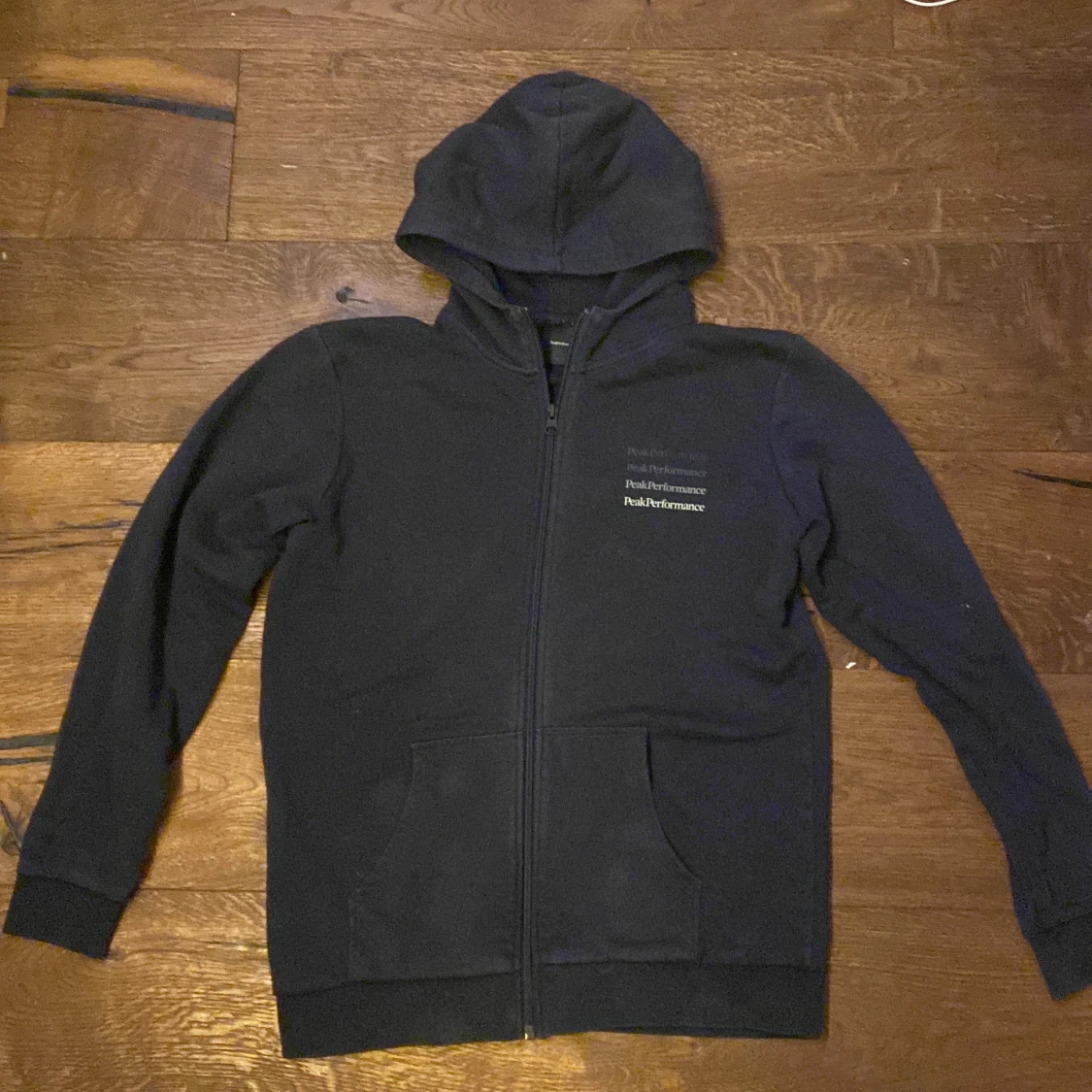 Peakperformance zip hoodie