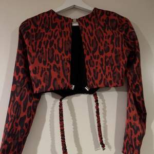 Leopard top från Zara 