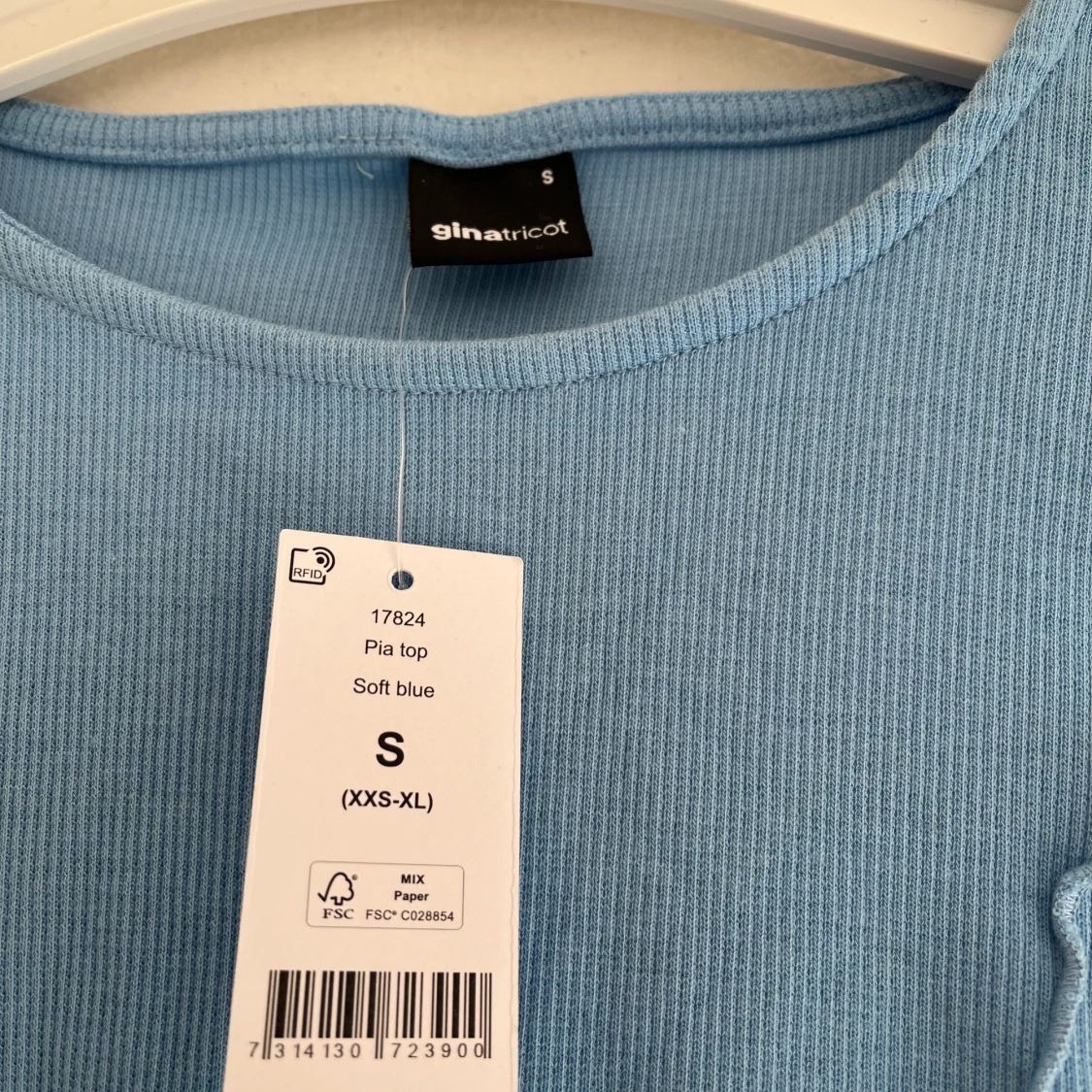 Ginatricot blå topp  - 91