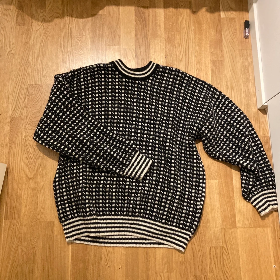 Oversized stickad tröja