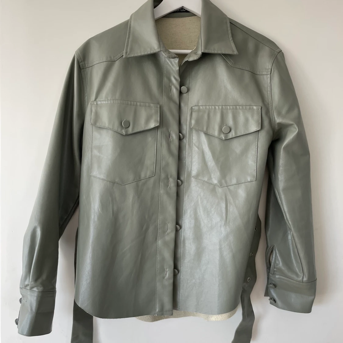 Overshirt i läder - 90