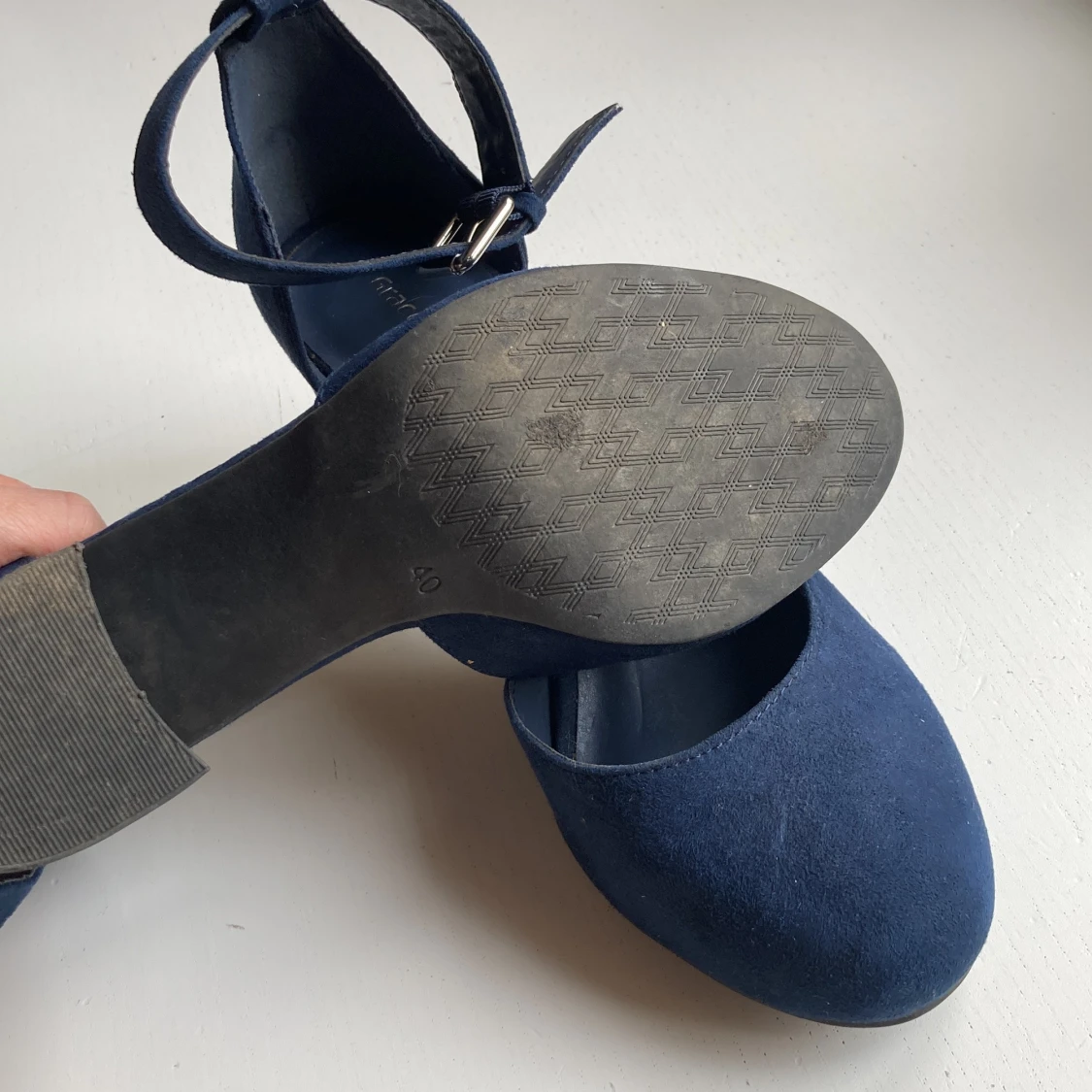 Högklackat/finskor - 91