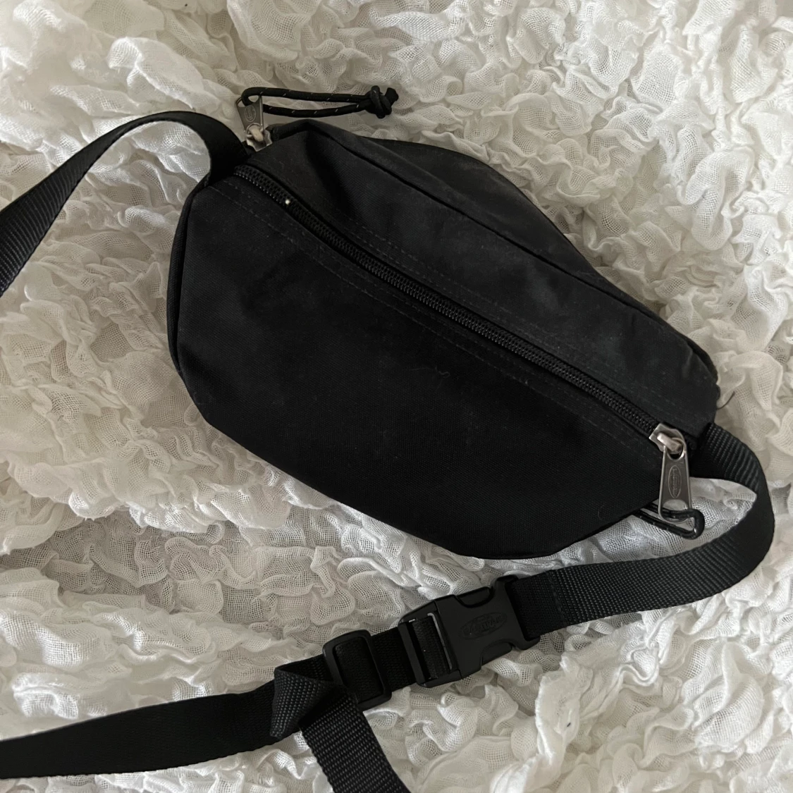 Eastpak Magväska  - 90