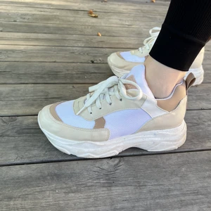 Chunky Sneakers - Skor från NAKD i strl 38💕 köparen står för frakten