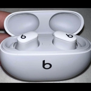 Beats studio buds - Bara testade. Helt nya. 