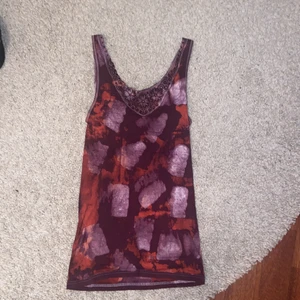 Fint linne - Fint linne i coolt mönster och detaljer