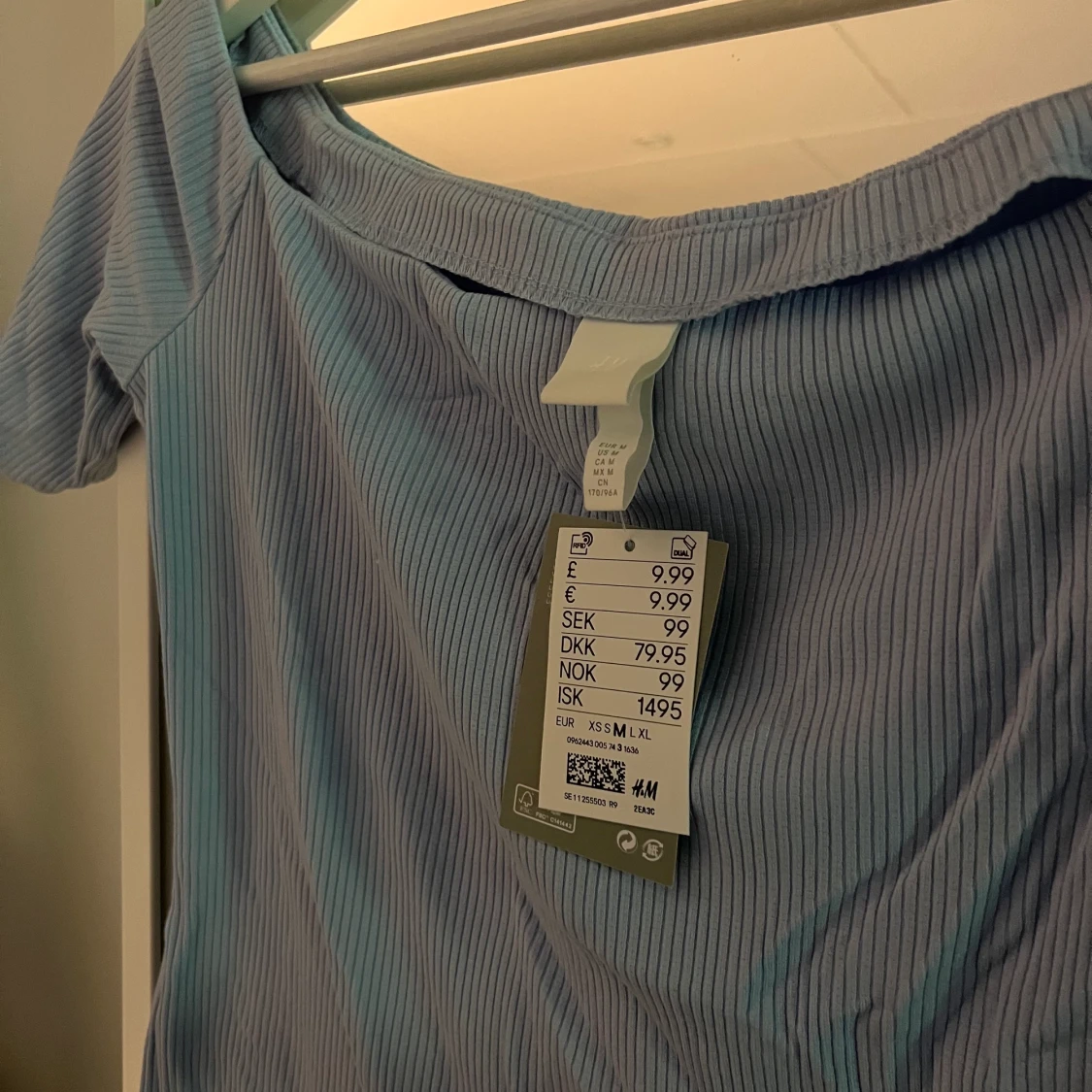 Tröja oanvänd  - 90