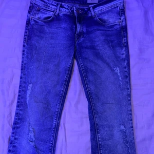 Low waist - Ett par låg midjade byxor från H&M! Passar S och M 