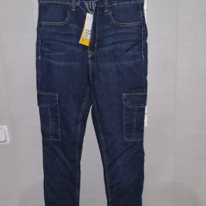 Skinny jeans - Oanvända med alla lappar kvar 