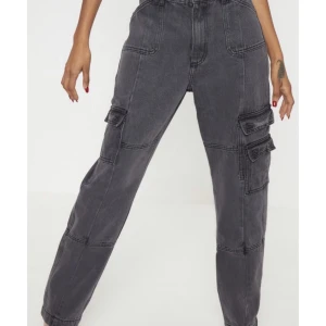 Cargo jeans   - Gråa jeans för 100kr