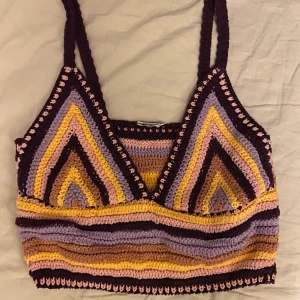 virkat linne - Supergulligt virkad linne som inte är min stil längre🖤 superb skick