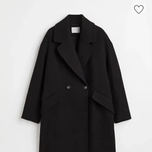 Svart kappa - Svart kappa. Org. Pris. 799kr Nyskick. 