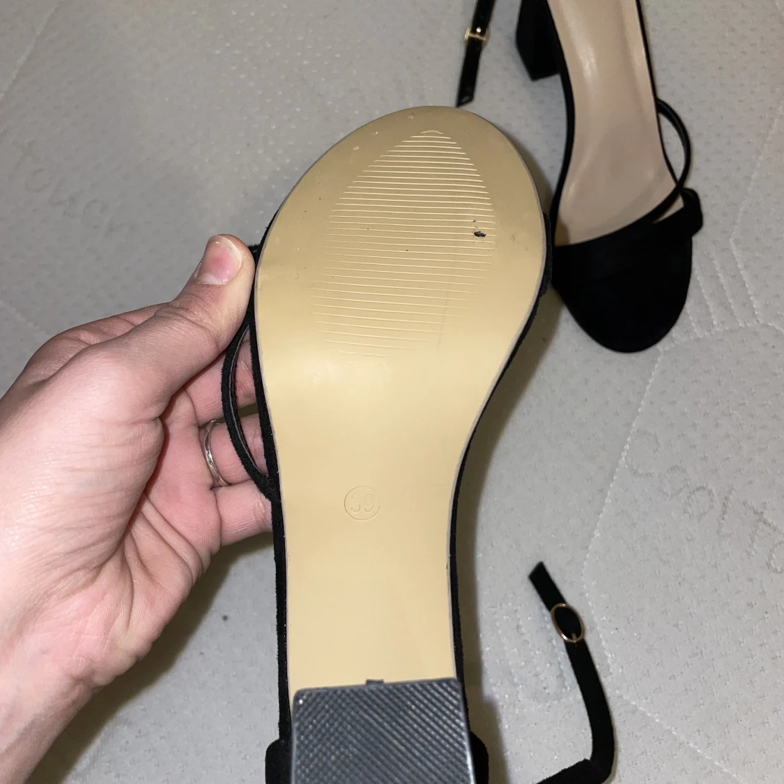 Ett par skor för fest och bröllop  - 91