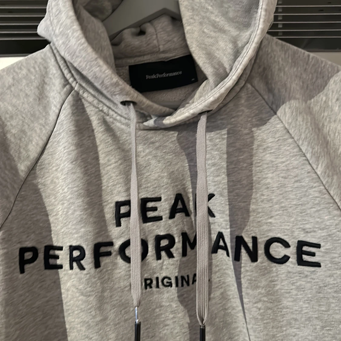 Peak Performance Hoodie  - 90