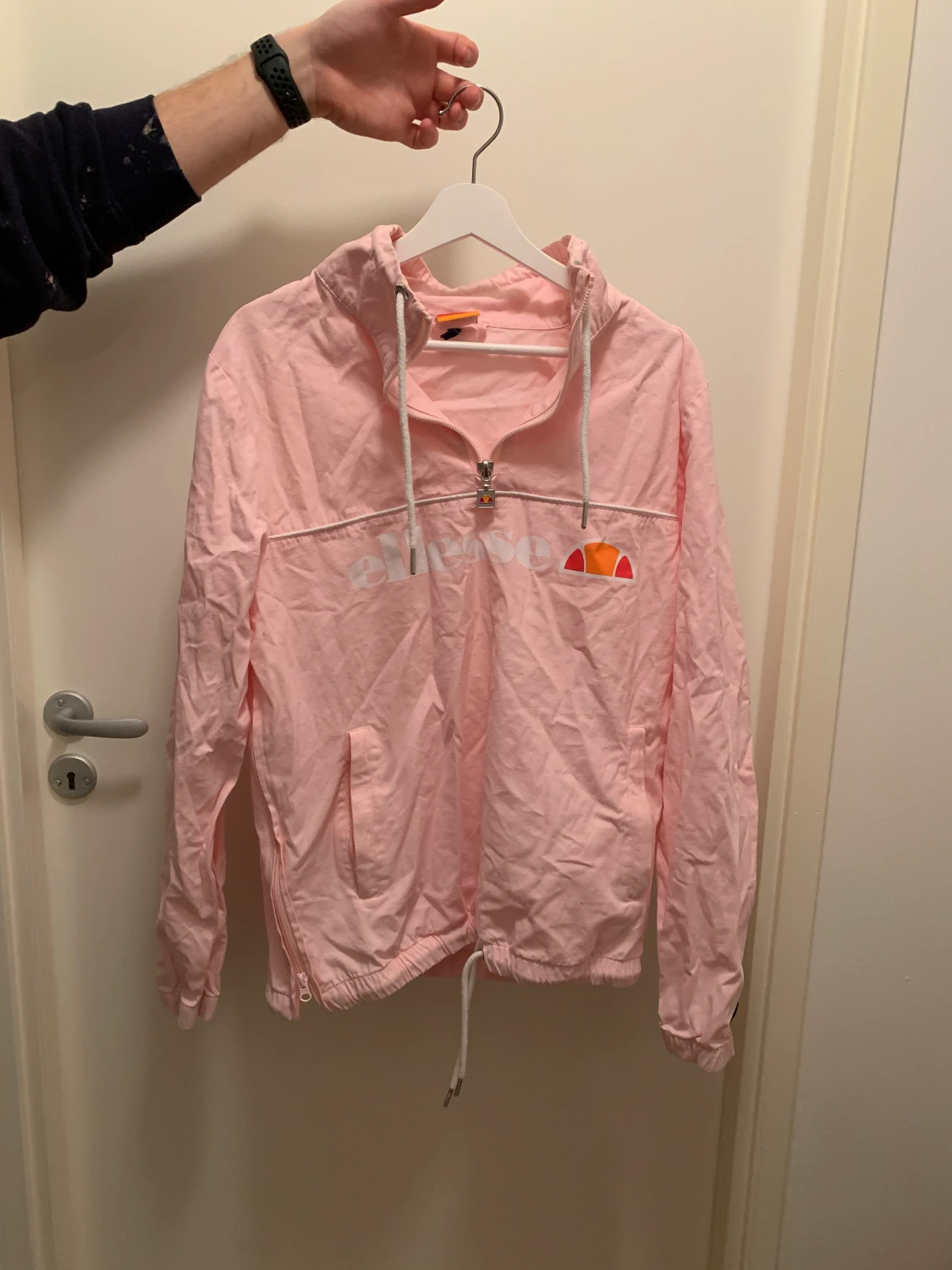 Rosa ellesste huvtröja 