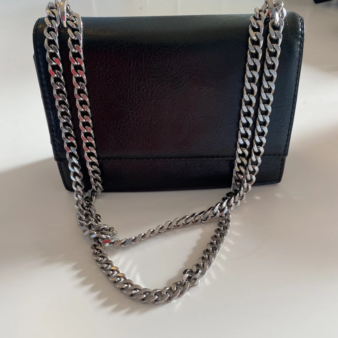 Svart handväska  - 90