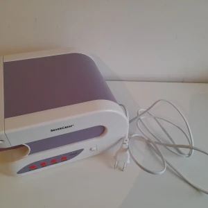 Stor ny oanvänd nagellampa  - Ny oanvänd Plats för 2 händer samtidigt 