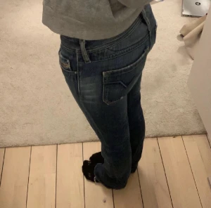 Diesel jeans!  - Köpt här på plick, säljer då det är lite för korta för mig tyvärr! (Lånade bilder) Skriv vid frågor/intresse eller egna bilder!😋