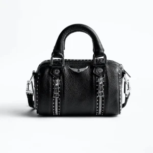 Zadig väska  - Säljer denna super snygga väska ifrån Zadig&Voltaire, köptes förra våren för ca 3000kr och säljer pga att jag inte får användning utav den längre.  Priset kan diskuteras!