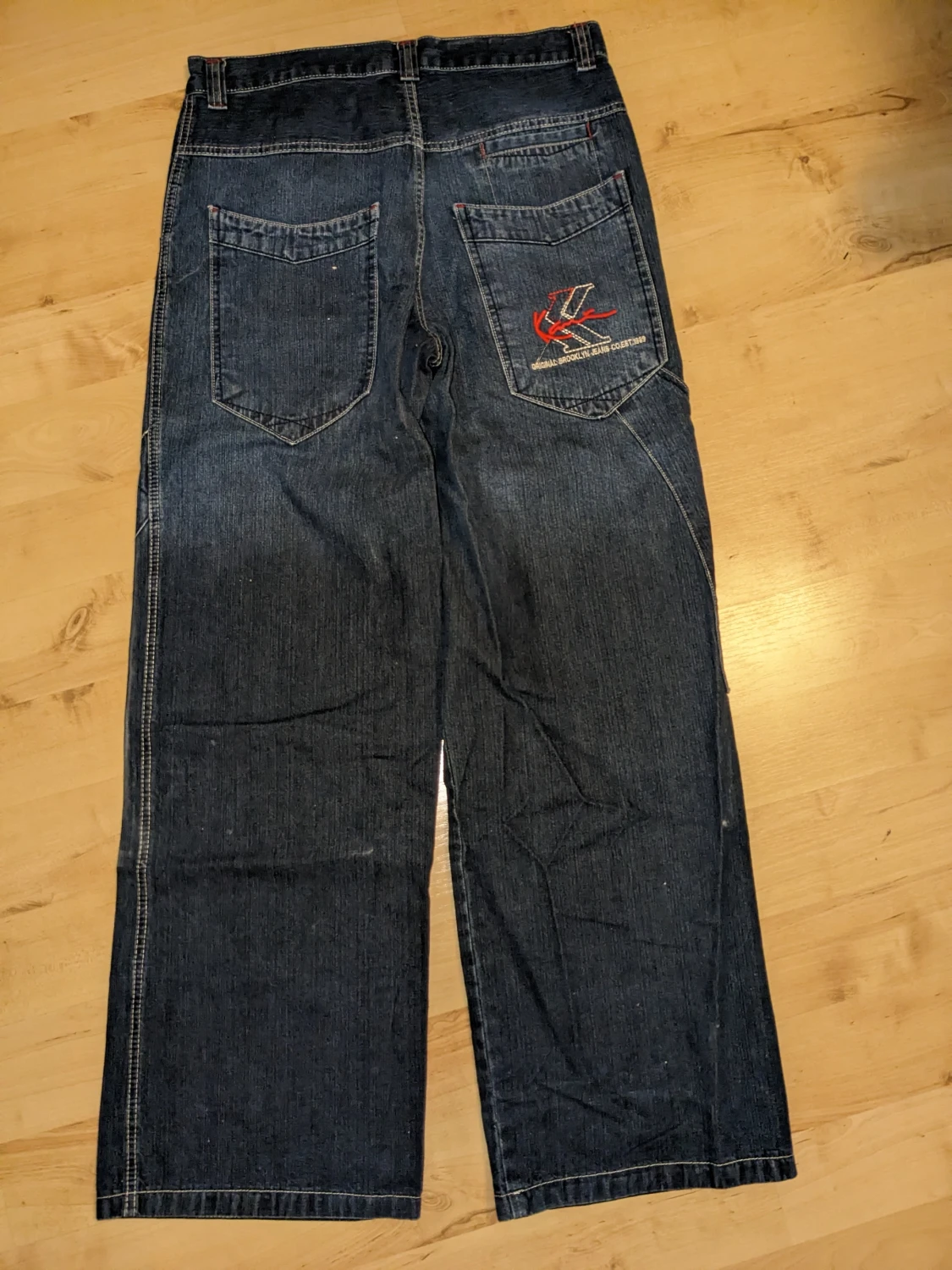 Baggyjeans från Karl Kani - 90