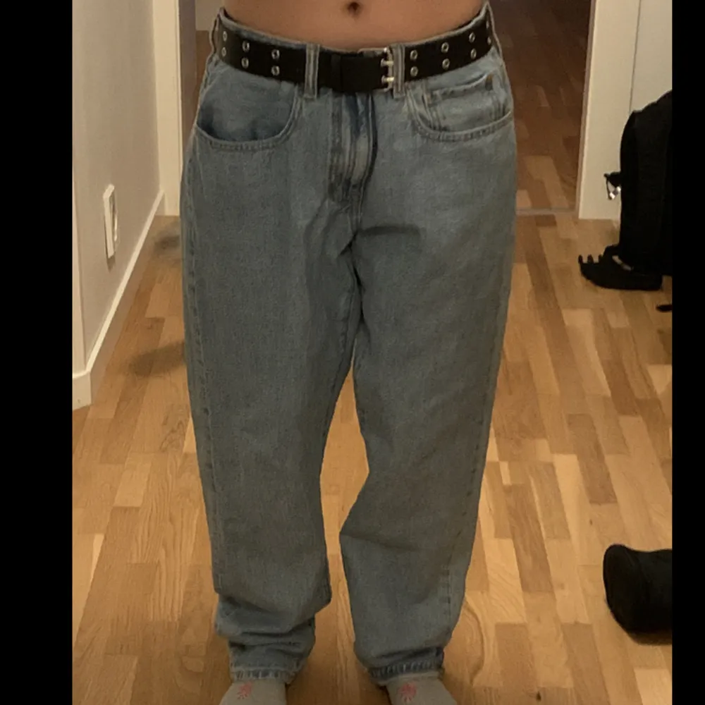 Snygga baggy jeans. Jag är 160 cm. Jeans & Byxor.