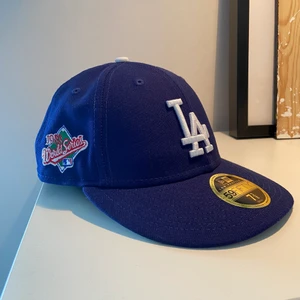 59fifty Low Profile LA Dodgers World Series 1988 - Aldrig använd  Grå underbrim Size 7 3/8 (58,7cm)