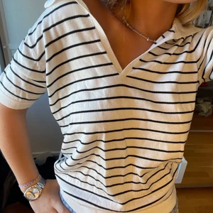 Randig tröja - Jätteeeeefin tröja! Aldrig använt den🥰