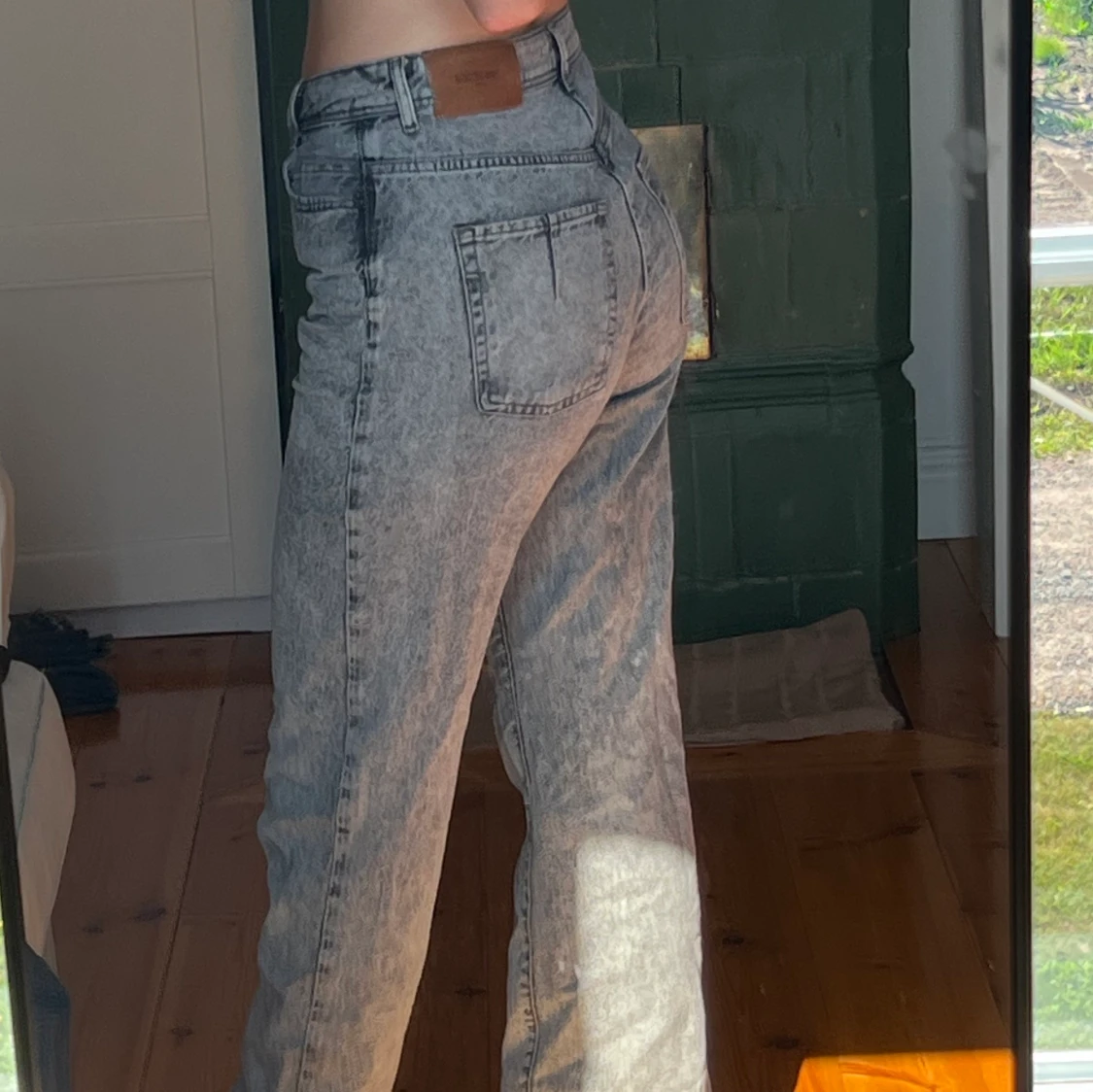 Högmidjade jeans från zara  - 90