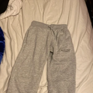 Mackenzie - Grå mckenzie oanvända