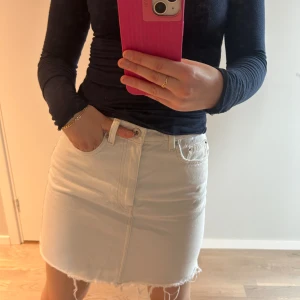 Jeanskjol - Vit jeanskjol