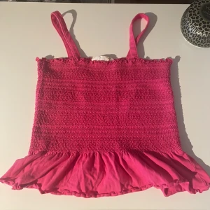 Hot pink linne - Den är perfekt till sommaren med storleken xs/s
