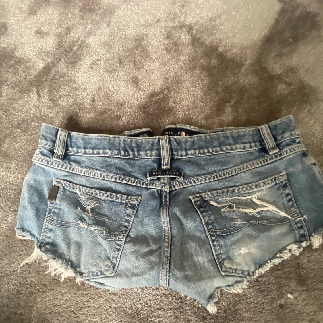jättefina jeans shorts  - 90