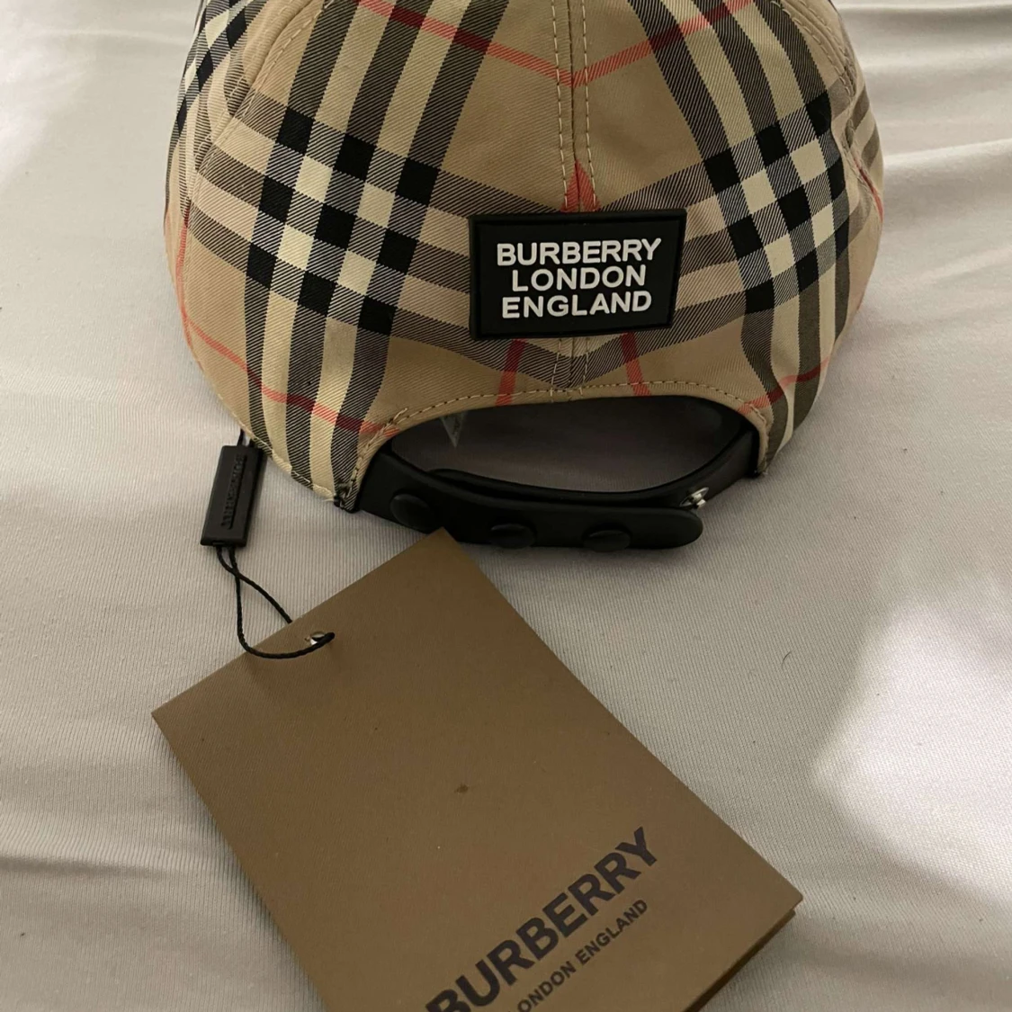 Burberry keps - 90
