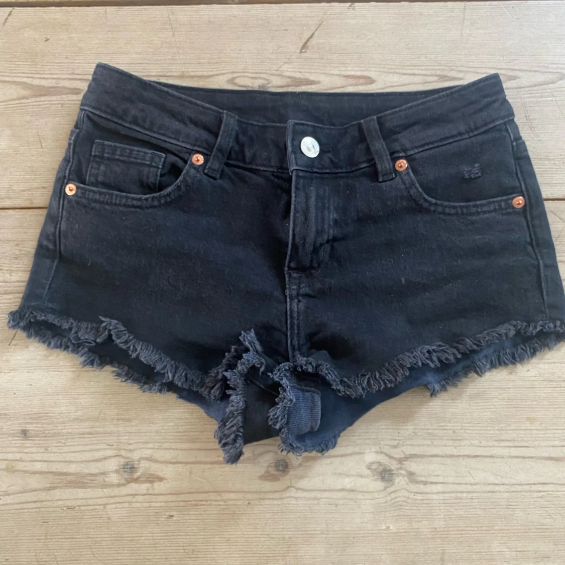 Jeansshorts storlek 34 - 90