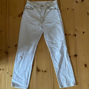 Vita Levis jeans  - Vita Levis jeans i storlek 30/30