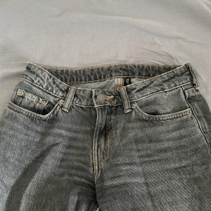 Jeans - Weekday Jeans!!! Straight low waist!!!