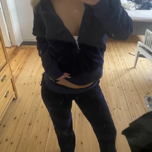 Juicy couture  - Jätte fint juicy set, kommer tyvärr inte till användning 💕