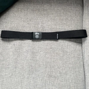 Stüssy mastermind bälte - Ett riktigt snygg Stussy bälte som passar alla stilar. Skriv om frågor eller funderingar om pris eller annat!