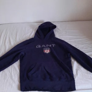 Gant hoodie - Gant hoodie i väldigt bra skick i storlek M