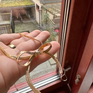 Rosett halsband  - Jättegulligt rosett halsband❤️❤️