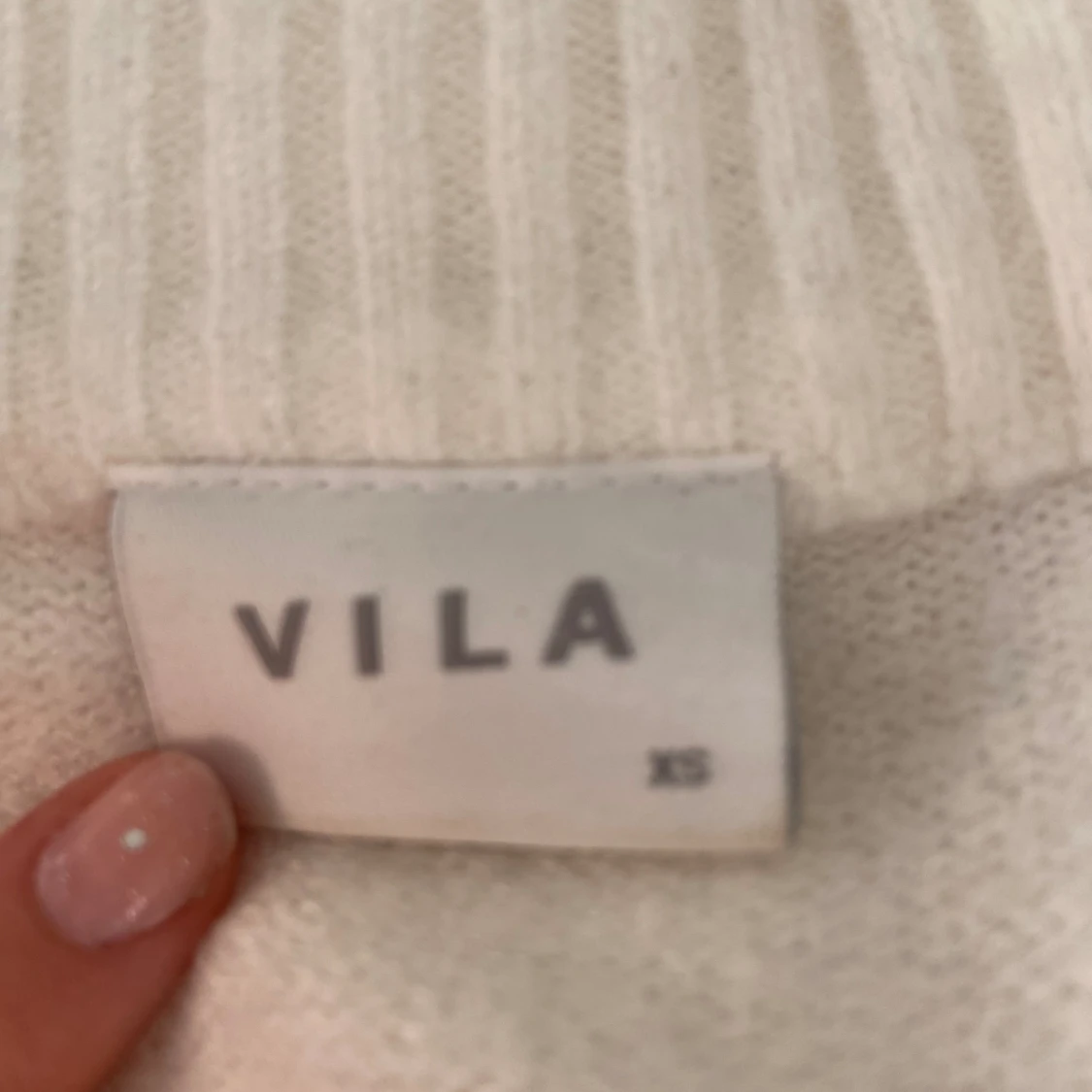 Vit stickad tröja från vila  - 91