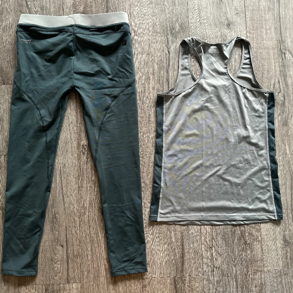 Freddy Wr Up träningssett ❤️ - 90