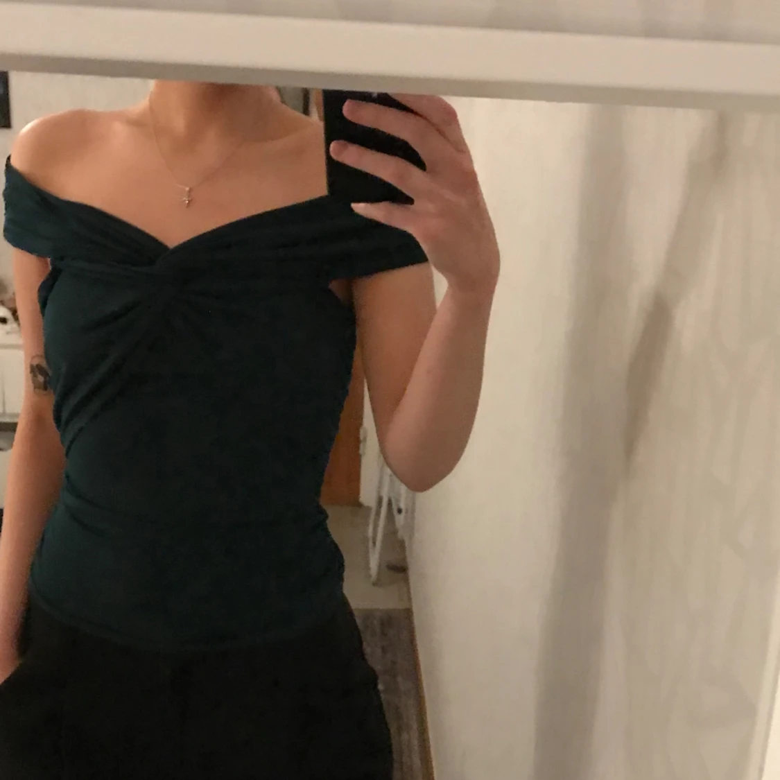 Mörkgrön festtopp - 90