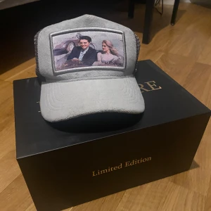 Maggiore keps Limited edition - Jag säljer en maggiore keps för 399 och nypris 1149. Skick 9,5/10 och ingen defekt.